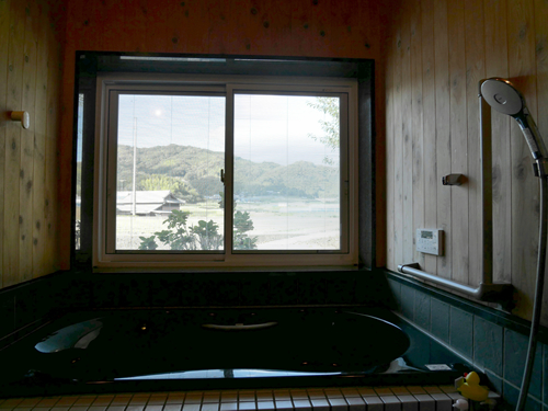 古民家　内部　檜張り　浴室